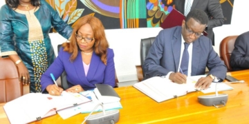 Le Sénégal et la BAD signent 4 accords de 123 milliards f cfa