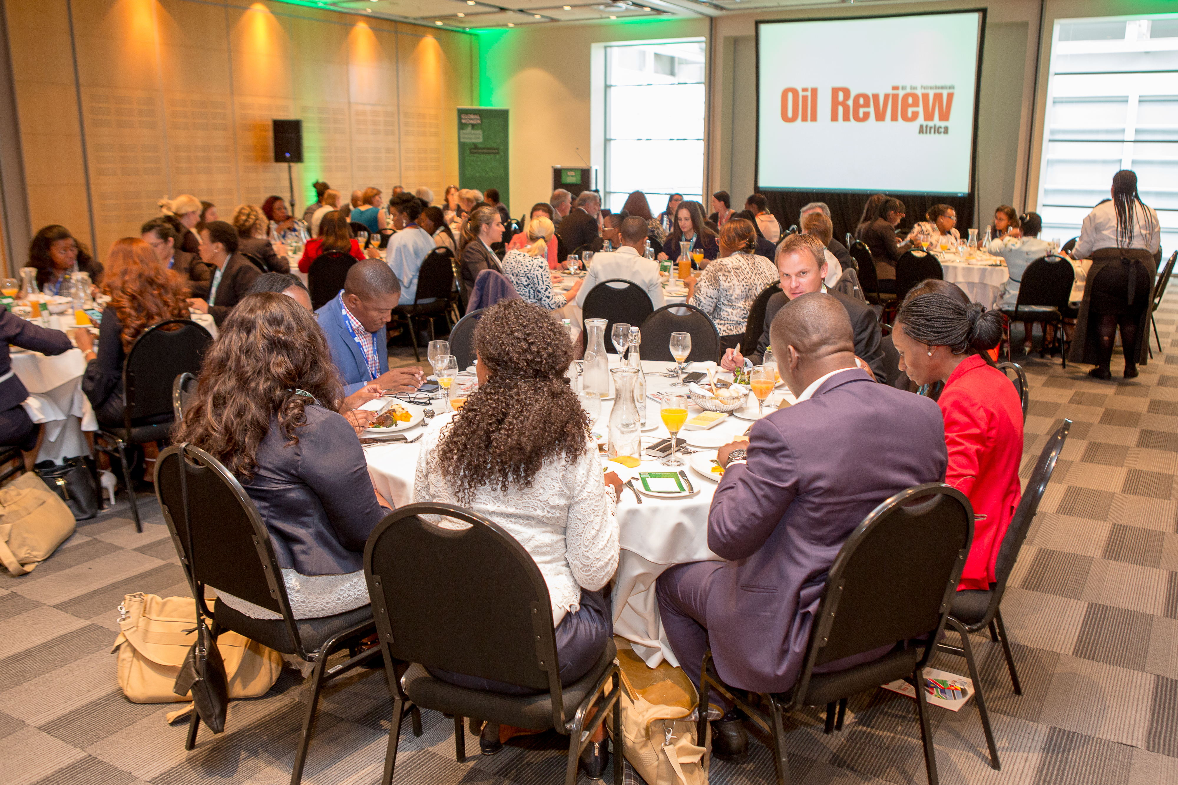 Africa Oil Week : Le programme s’enrichit avec de  nouvelles sessions et résolutions