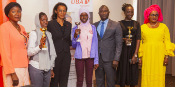 Concours dissertation Fondation UBA: Ndéye Magatte Fall triomphe