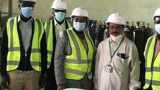 L’équipe technique de l’Initiative Pharma en visite à Sahel Gaz, au Sénégal