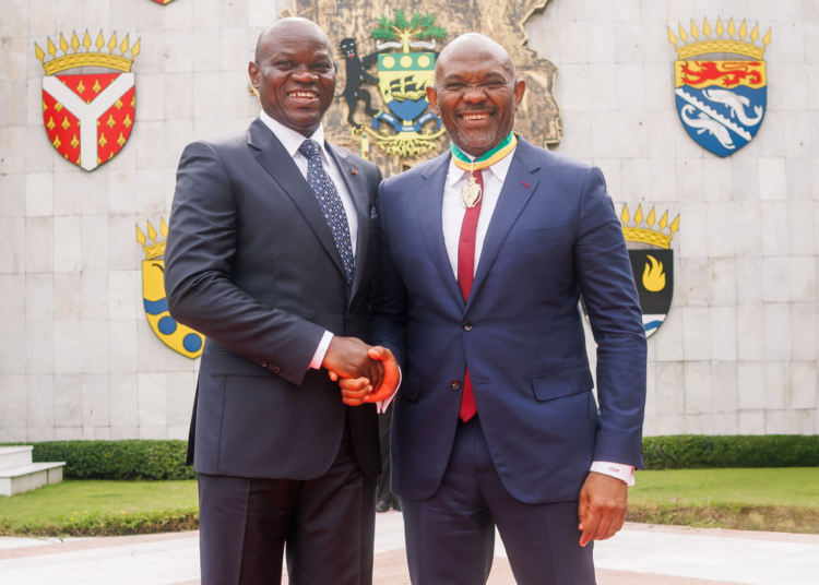 Le Gabon distingue Tony Elumelu pour son engagement en faveur du développement africain